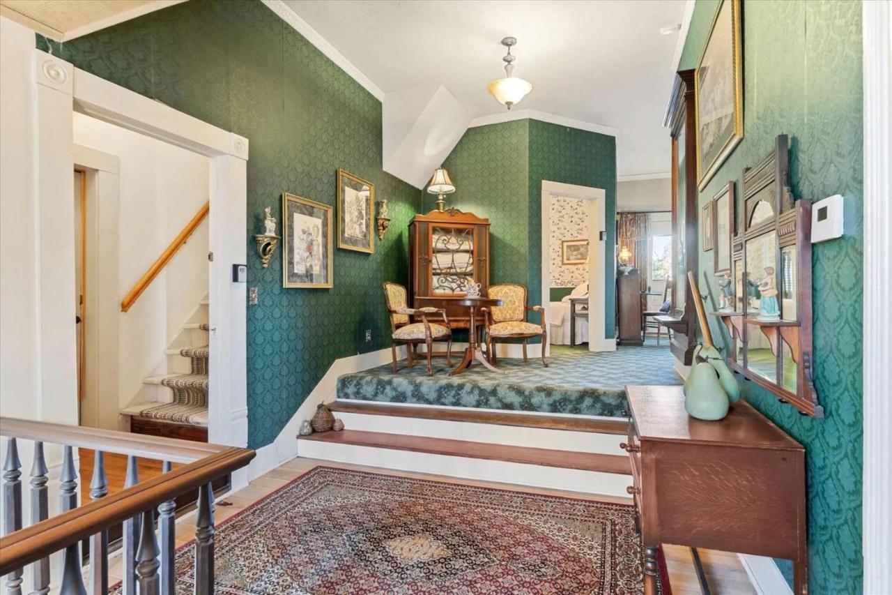Four Winds Victorian Venue & Suites Bonham Exteriör bild