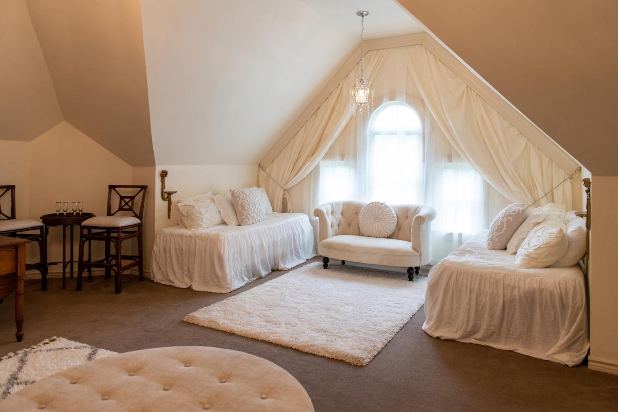 Four Winds Victorian Venue & Suites Bonham Rum bild